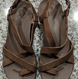 Olukai Upena Sandals